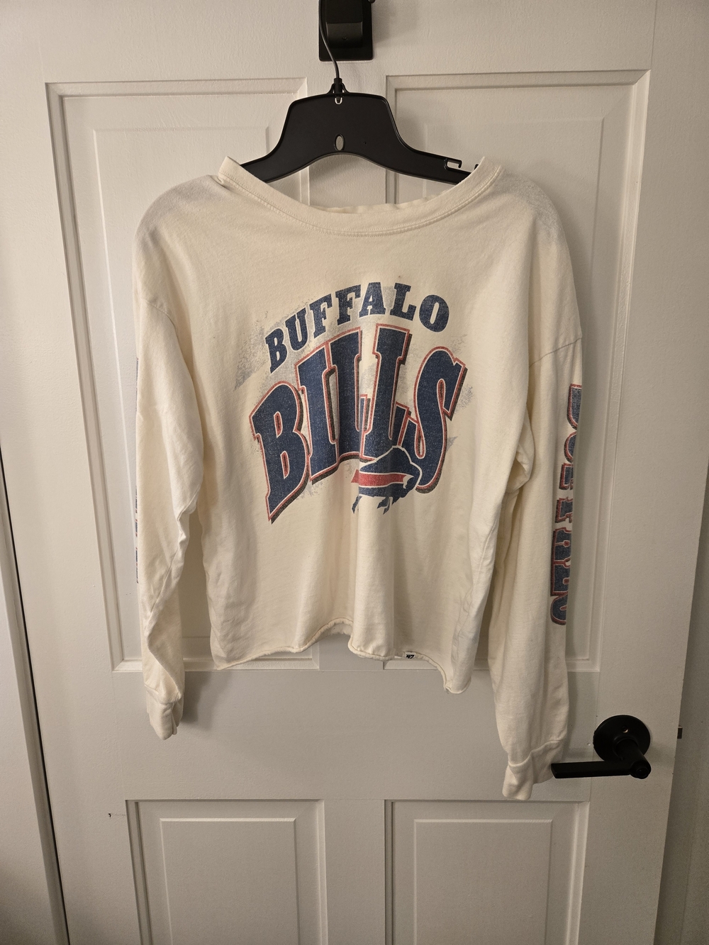 47 Women's Buffalo Bills Cream Long-Sleeve Graphic Sweatshirt